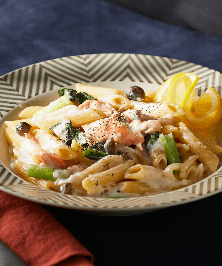 まろやか仕立ての 鮭のクリームペンネ